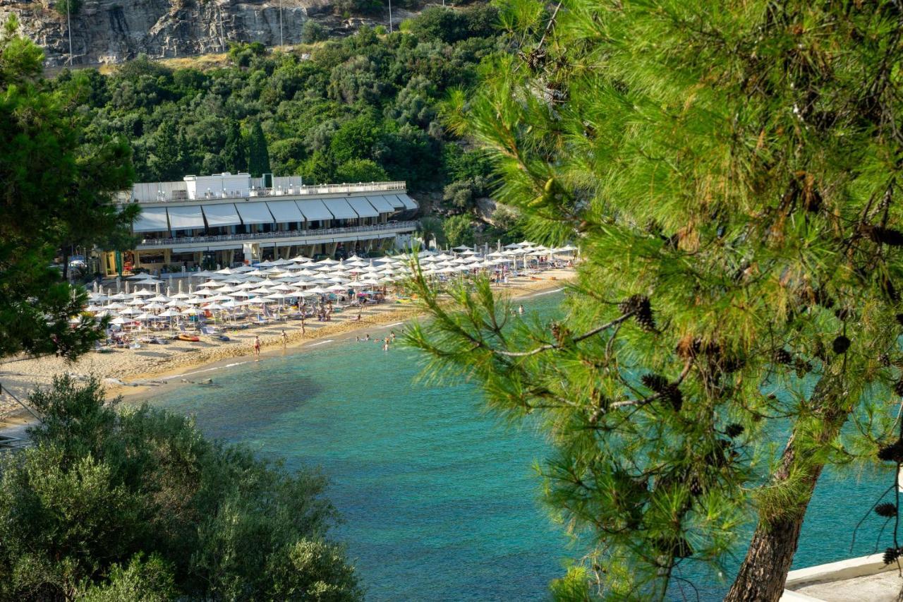 Tosca Beach Hotel Palaiontsiflikion Exterior photo