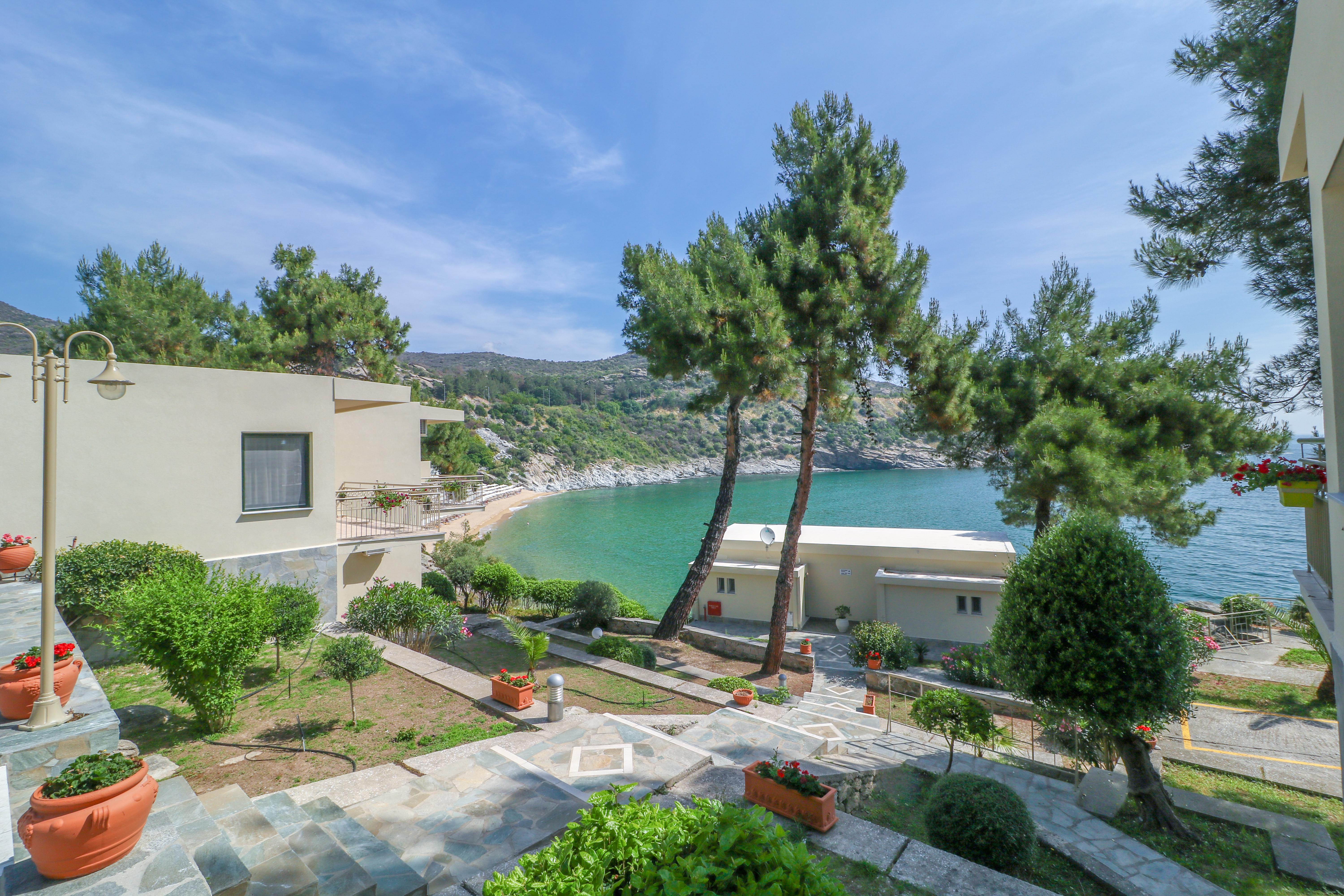 Tosca Beach Hotel Palaiontsiflikion Exterior photo
